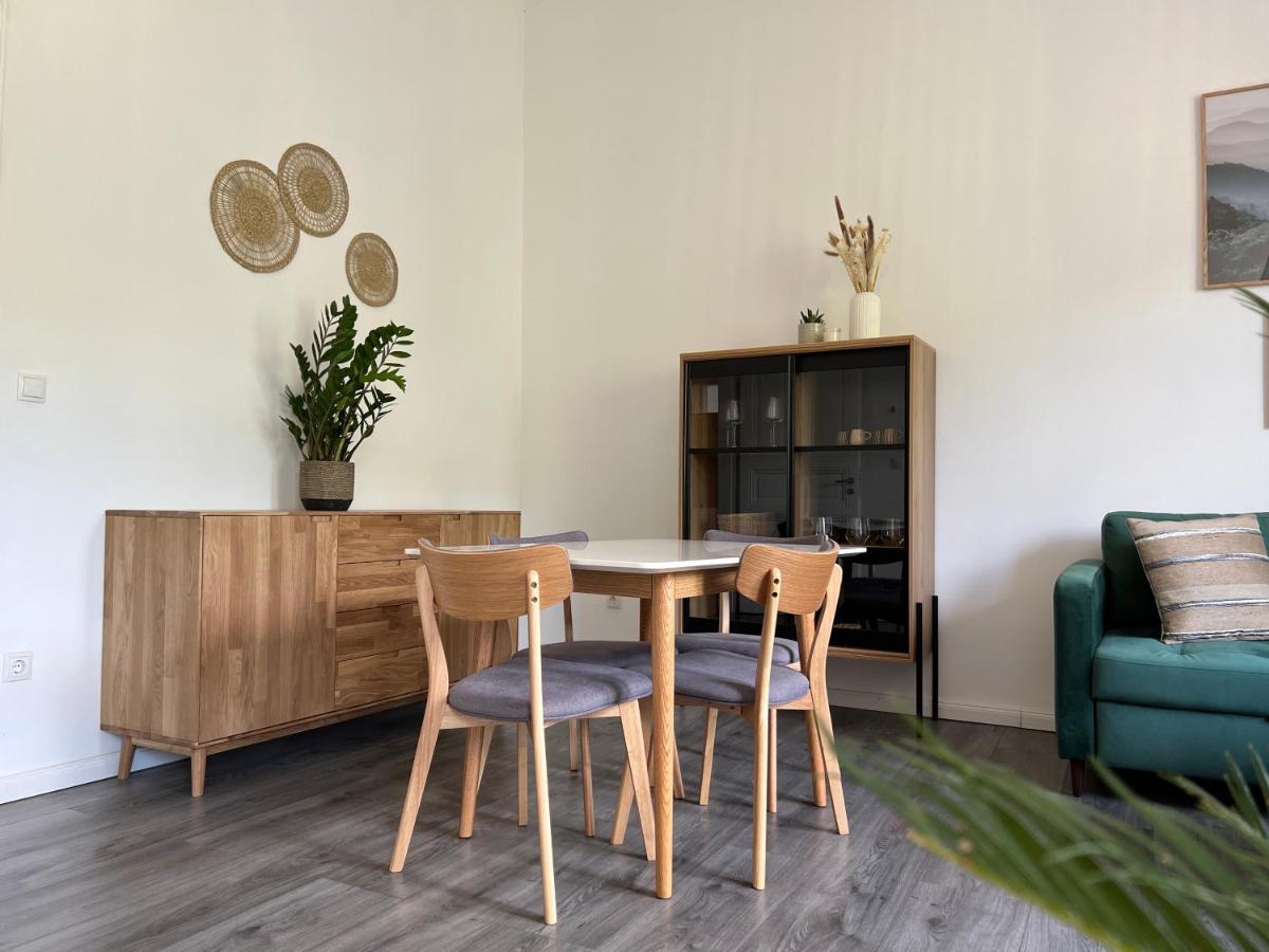 Direkter Moselblick I Altbau I 4 Personen I Terrasse Apartment Sankt Aldegund Exterior photo